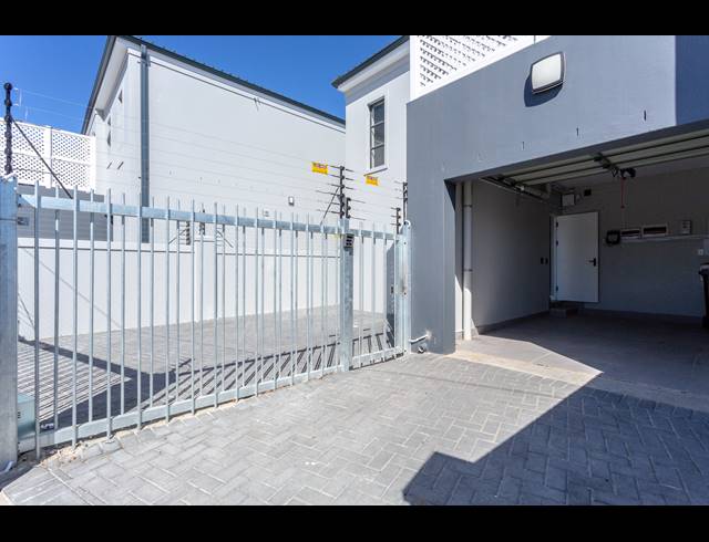 3 BEDROOM HOUSE TO LET IN SYBRAND PARK